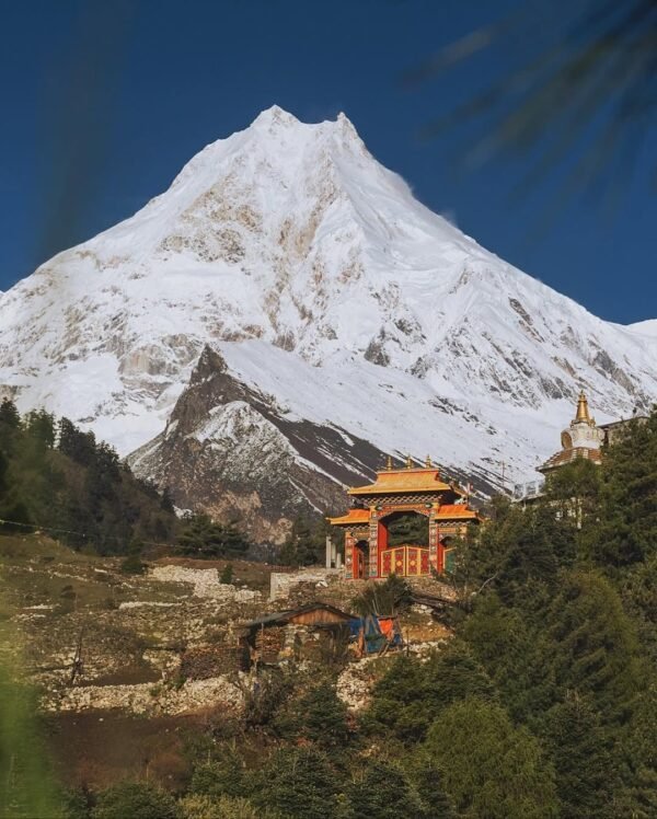 Manaslu Circuit Trek